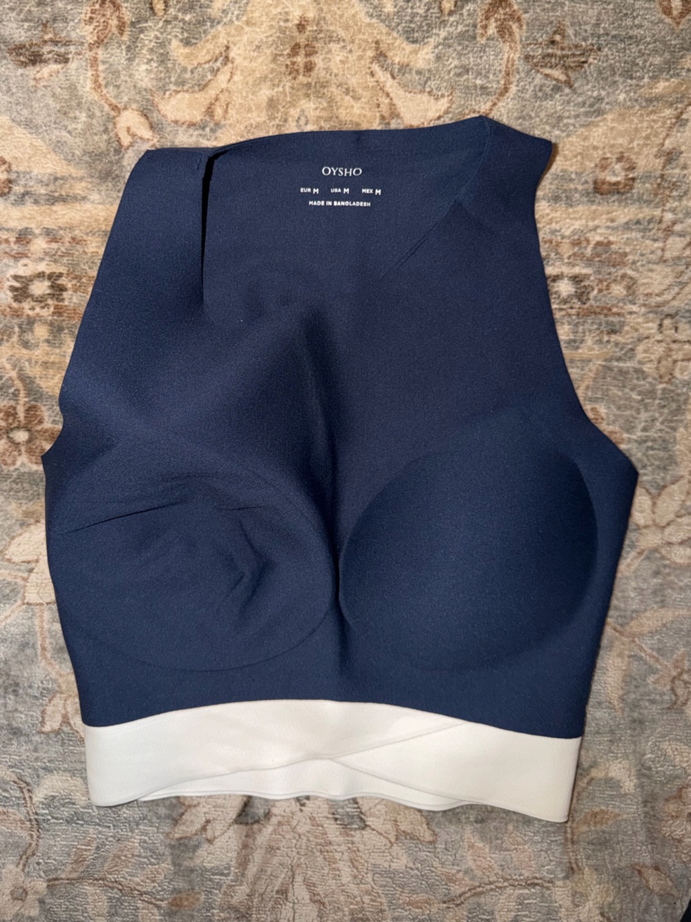 OYSHO Keyhole back built in sports bra top criss cross navy blue and white